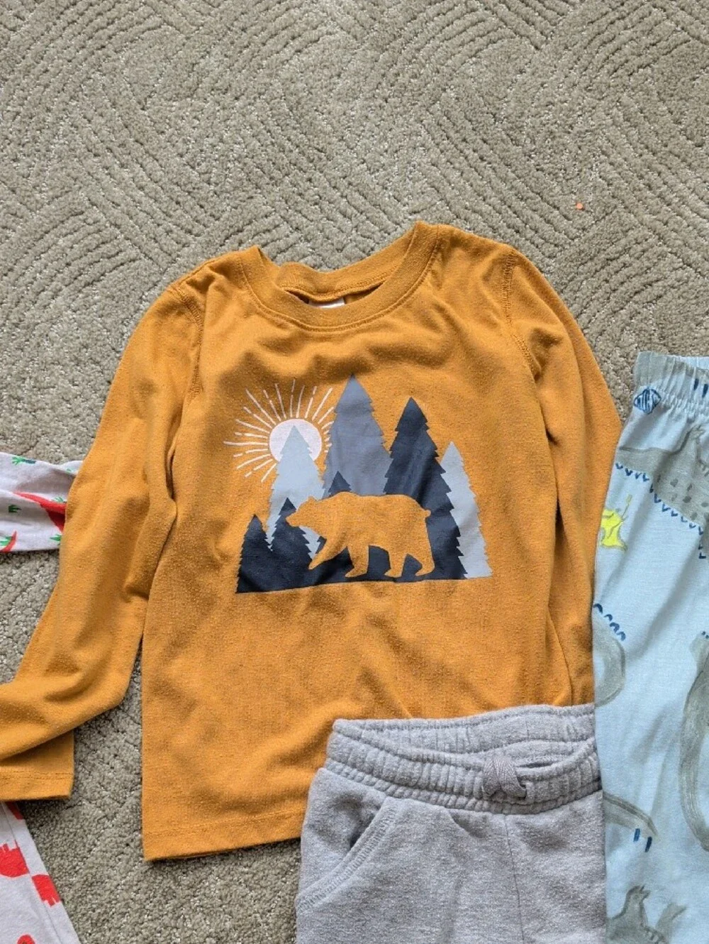 Old Navy Kids' Pajama Set in Orange, Gray, Light Blue, White